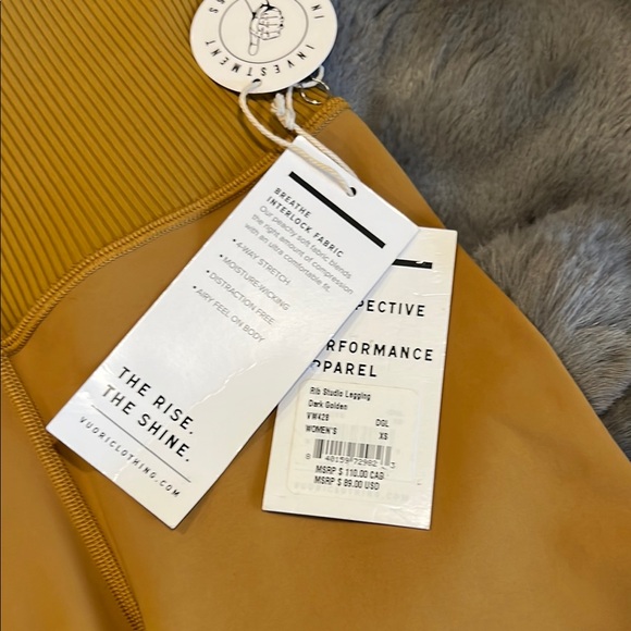 NWT Vuori Ribbed Studio Legging - Picture 6 of 7